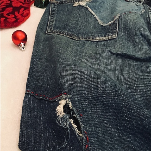 “JUST CAVALLI” EXTREMELY Distressed men’s jeans. - Picture 7 of 8